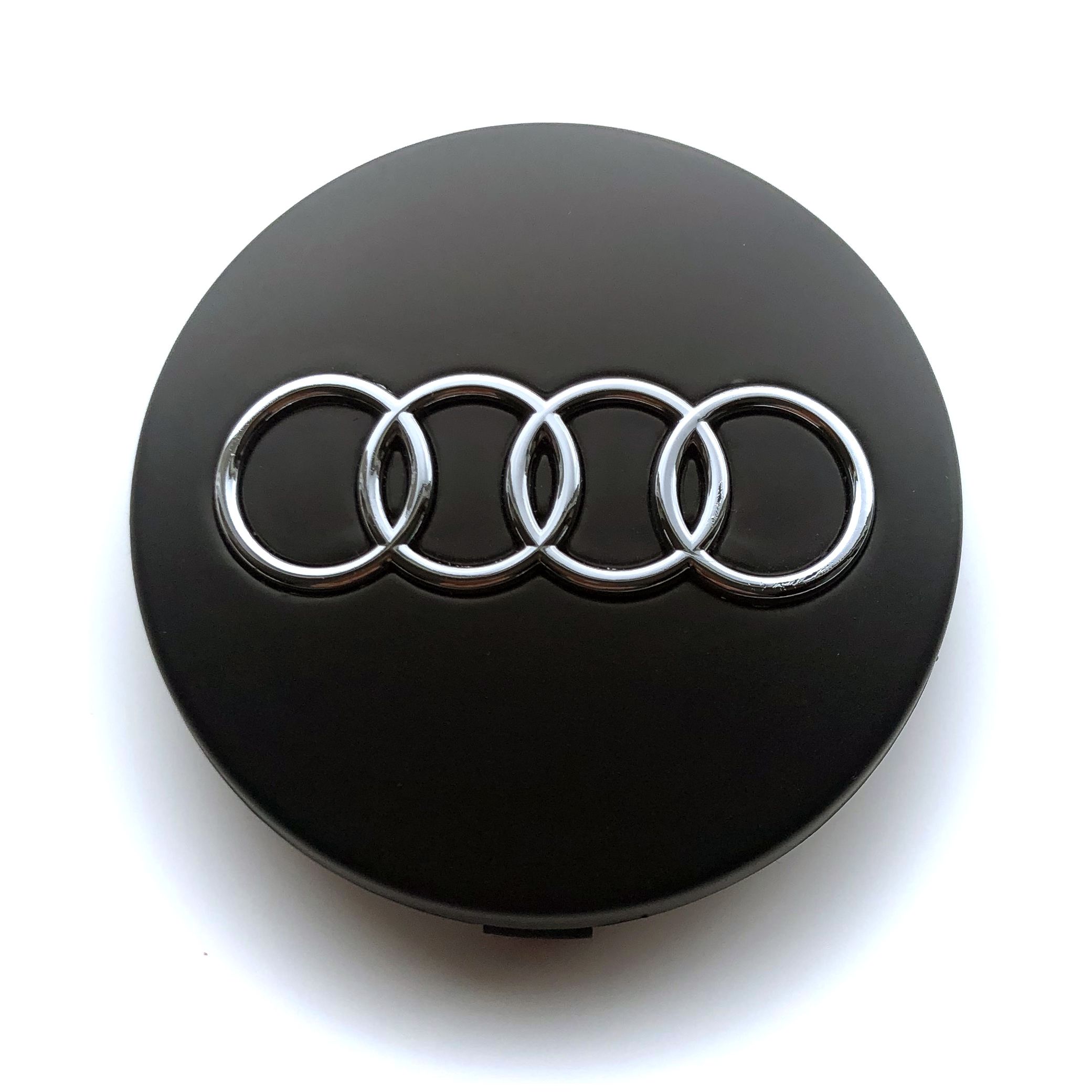 Středové krytky kol - pokličky Audi 60 černé
