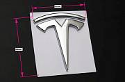 TESLA znak - emblem chrom