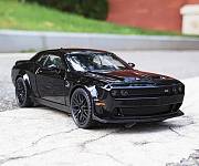 Dodge Challenger Hellcat SRT, model 1:32