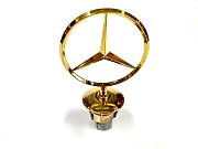 Mercedes emblém na přední kapotu - zlatá hvězda